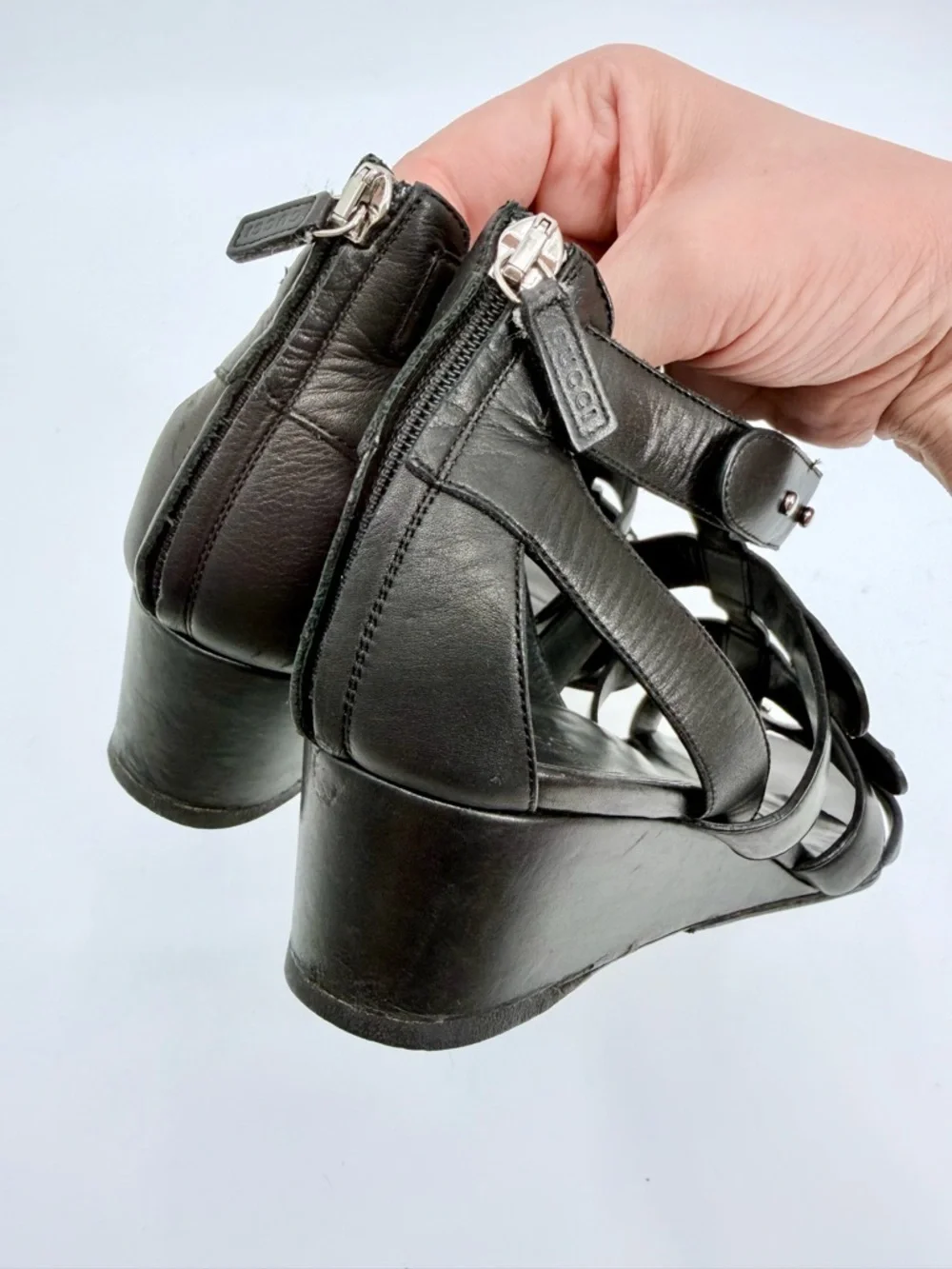 GUCCI Sigourney Studded Leather Wedge Gladiator Sandals Black Size 40